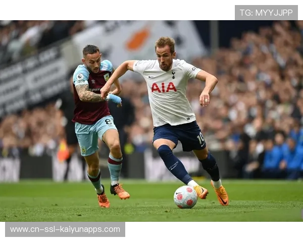 伯恩利抢点成功破门，热刺追分压力拉满，伯恩利 热刺