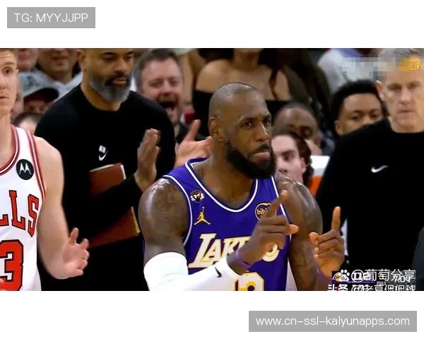 湖人詹姆斯助攻上双，串联全队开花